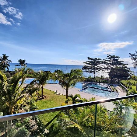 Ocean Point Beach Front Apartment بوينتي أو بيتشيز المظهر الخارجي الصورة