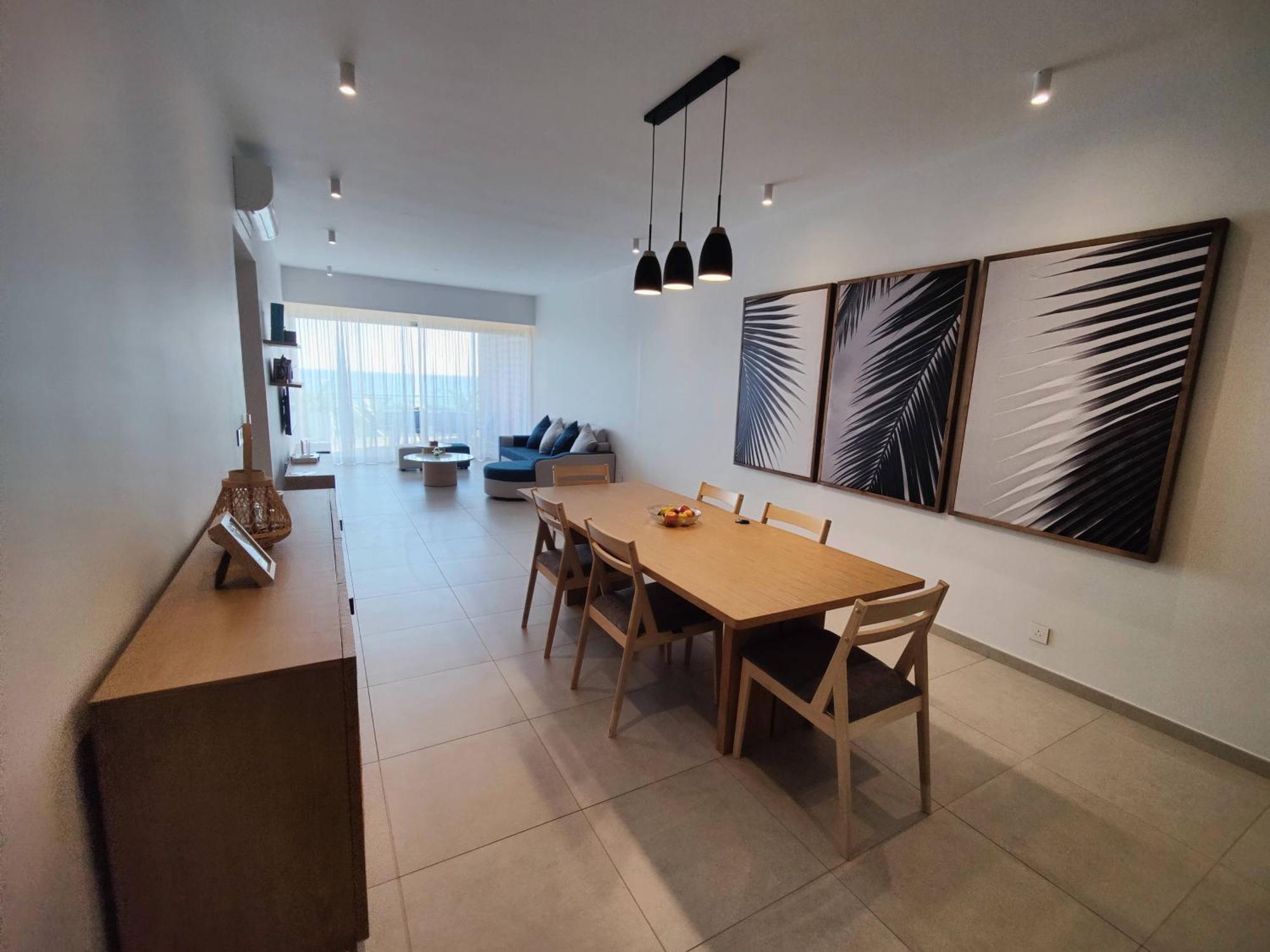 Ocean Point Beach Front Apartment بوينتي أو بيتشيز المظهر الخارجي الصورة