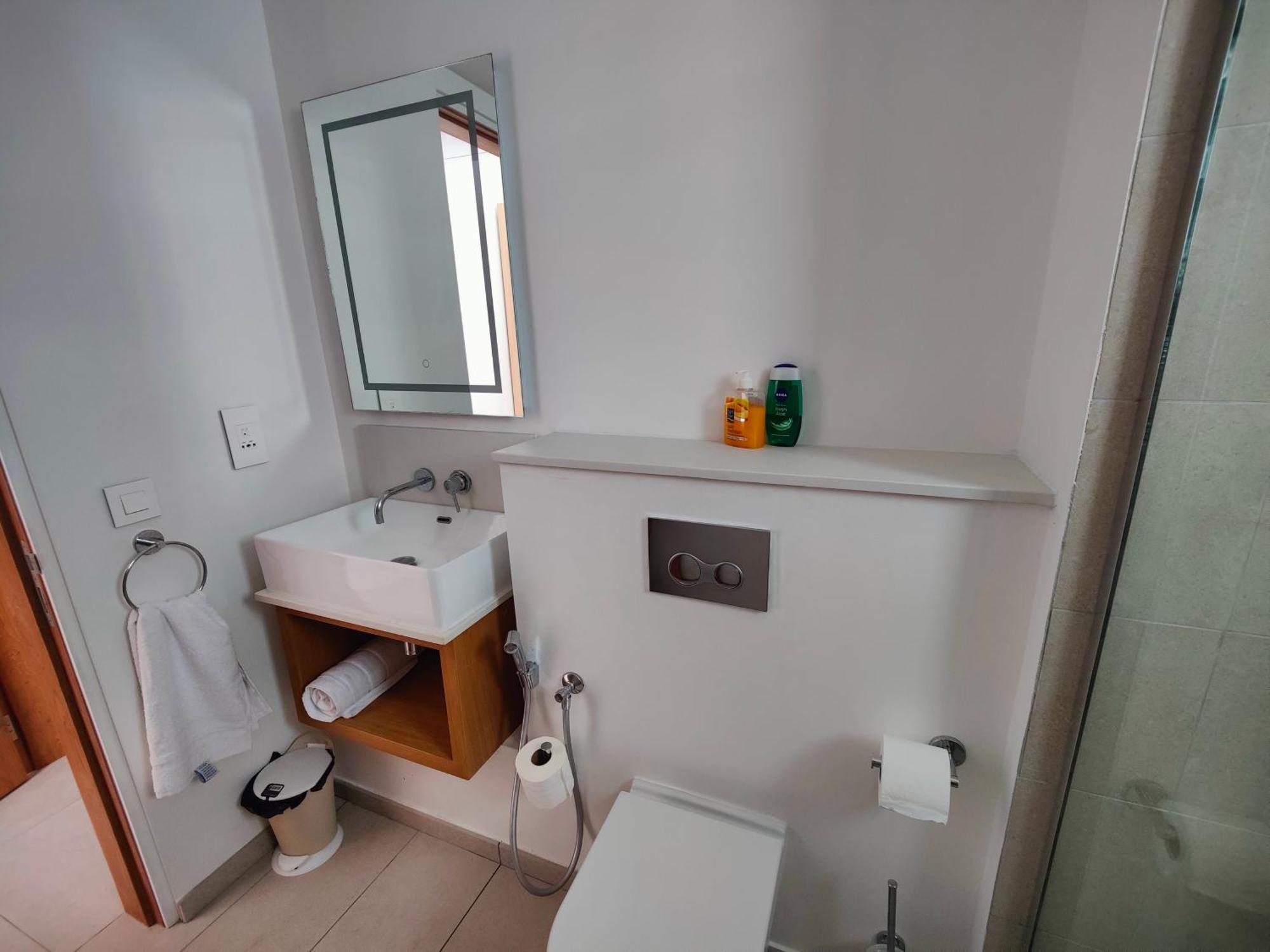 Ocean Point Beach Front Apartment بوينتي أو بيتشيز المظهر الخارجي الصورة
